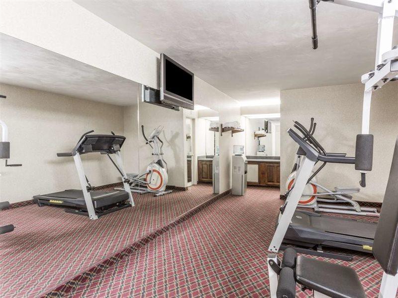 Ramada Ltd Hotel 2*