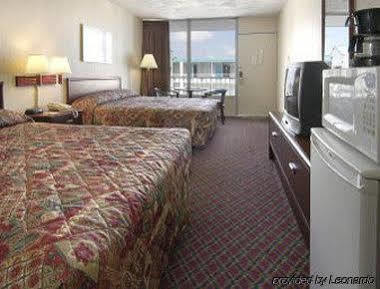 Ramada Ltd 2*